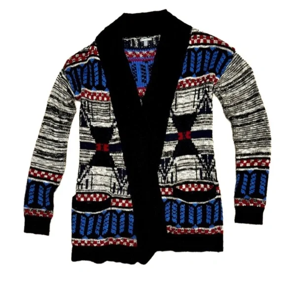 Cozy Patterned Sweater - Picture 1 of 6